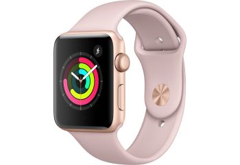 Apple Watch Series 3, 42 мм, корпус из золотистого алюминия, спортивный ремешок цвета «розовый песок»